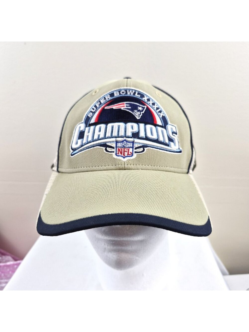 New England Patriots Cap Super Bowl XXXIX Champions Reebok Locker Room Hat